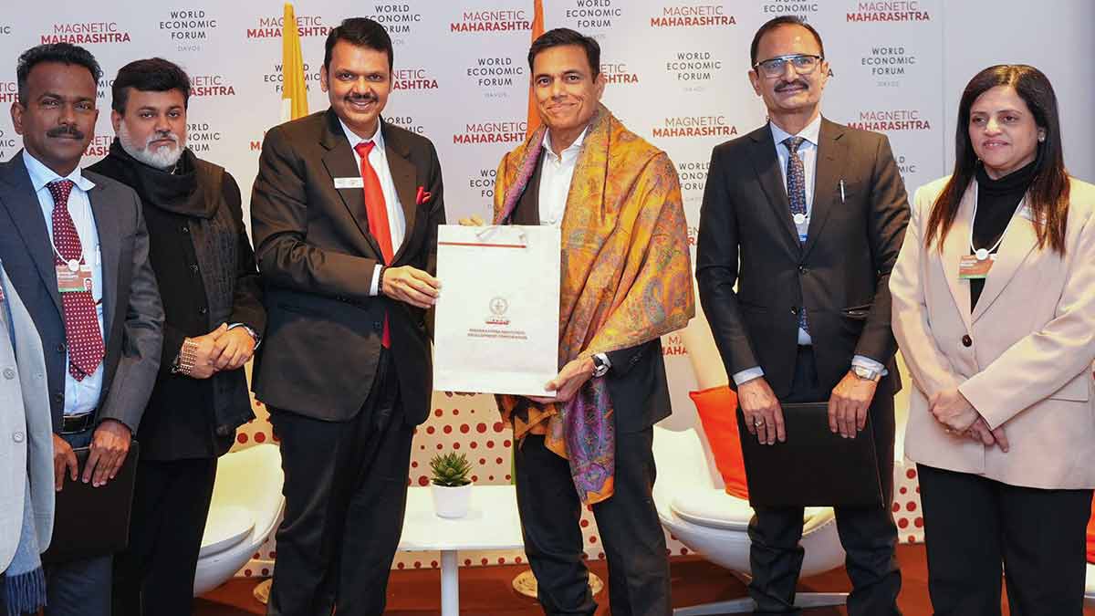 Done deal: Fadnavis with Sajjan Jindal at Davos. To Fadnavis’s right is Maharashtra Industries Minister Uday Samant | X@CMOMaharashtra