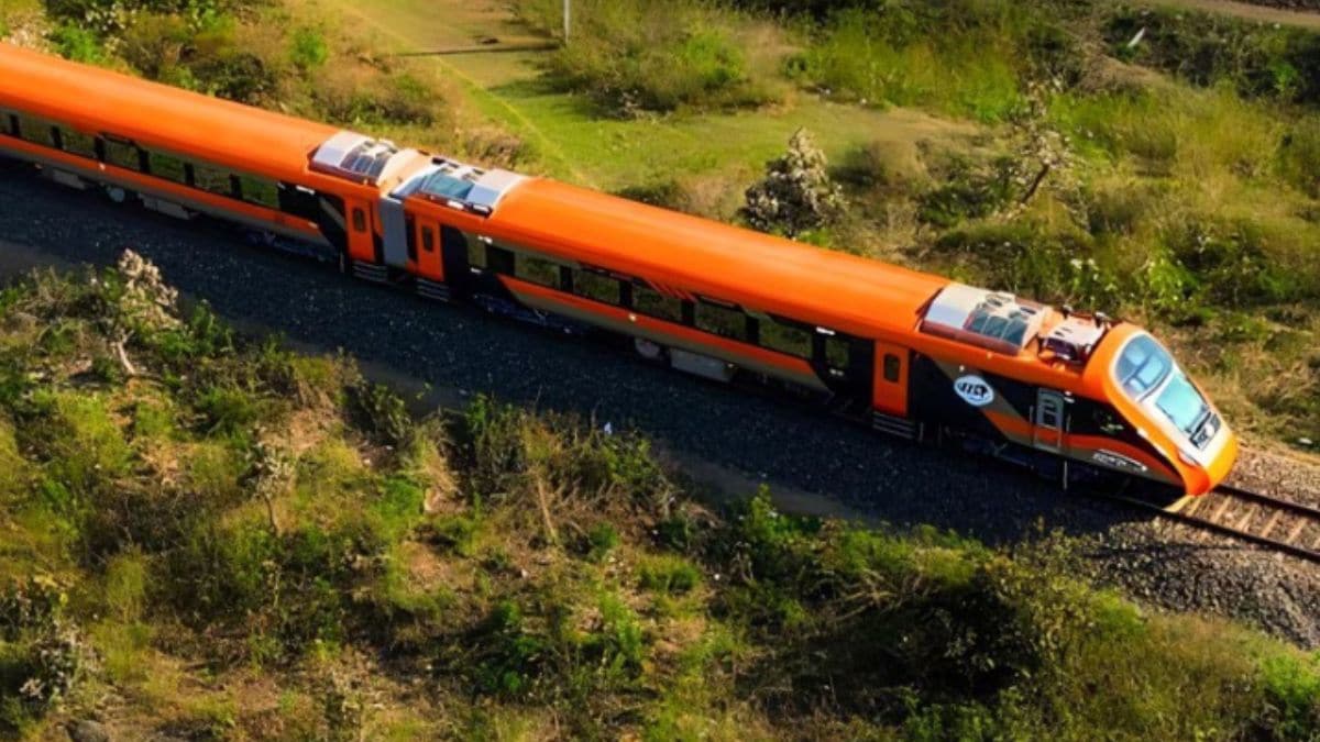 The Vande Bharat train service by the Indian Railways |  Ministry of Railways/Official social media/FB