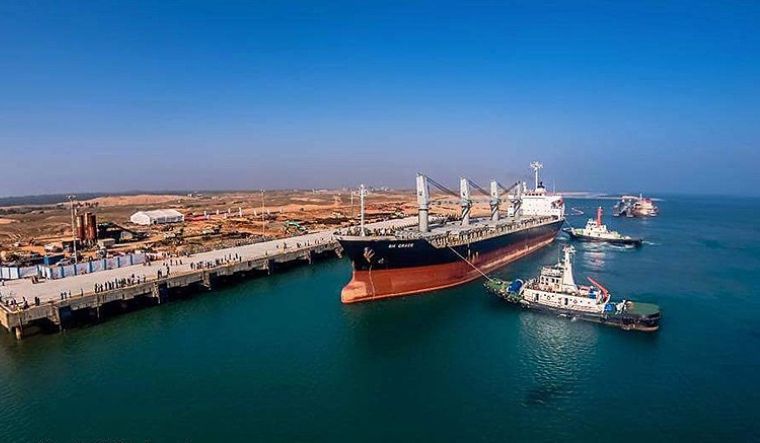 Gopalpur Port handles dry bulk cargo, including iron ore, coal, limeston, ilmenite and alumina | Wikimedia Creative Commons