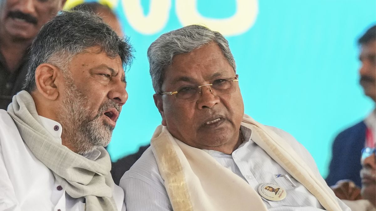 Karnataka CM Siddaramaiah with Deputy CM DK Shivakumar