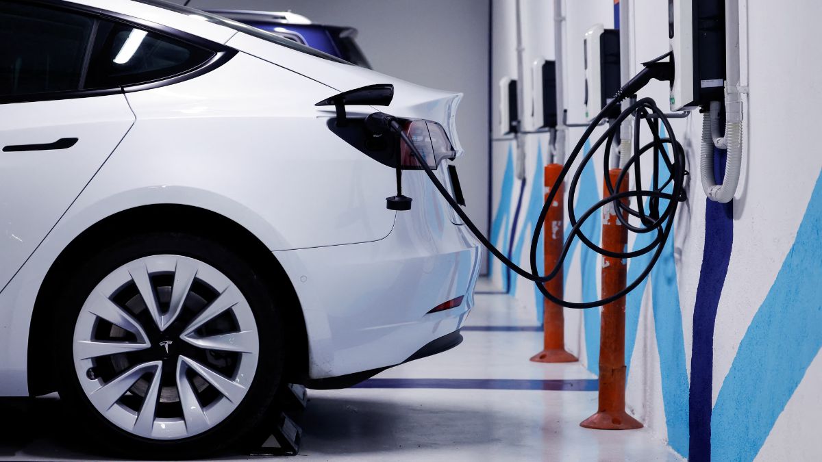 electric-vehicle-charging - 1