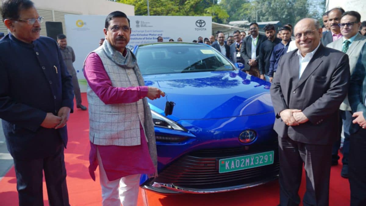 Union Minister Prahlad Joshi (centre left) with Toyota India team during the recent MoU signing | Toyota