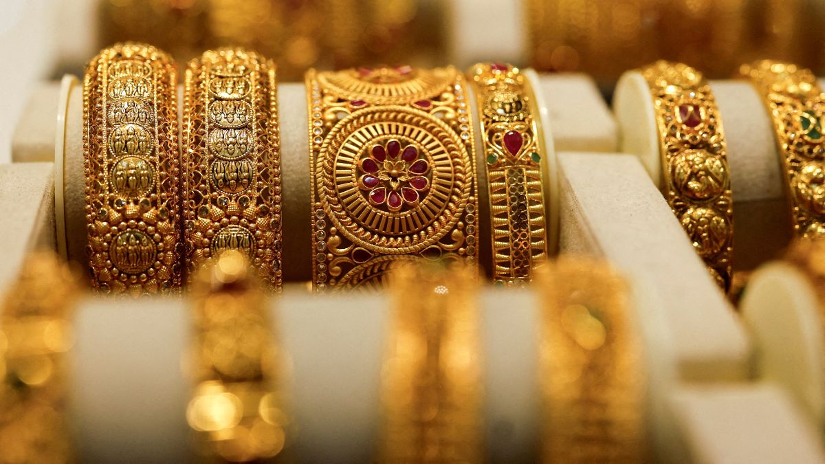 Gold jewellery 