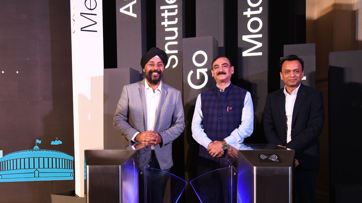 From Left: Prabhjeet Singh, President, Uber India & South Asia, Dr. Vikas Kumar, MD, Delhi Metro Rail Corporation (DMRC) and Vibhor Jain, acting CEO & COO at ONDC during the tie up buy metro tickets on Uber powered by ONDC | Sanjay Ahlawat
