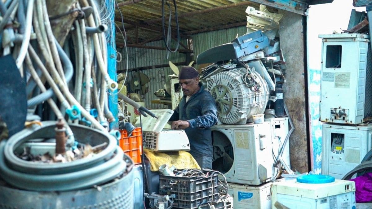 A ‘kabadiwala’ who sorts out e-waste scrap [Representative] | Attero