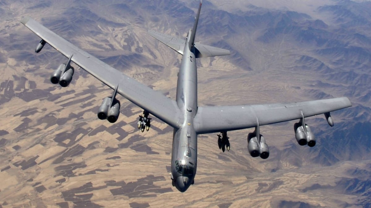 US Air Force's B-52 Stratofortress bomber aircraft | X