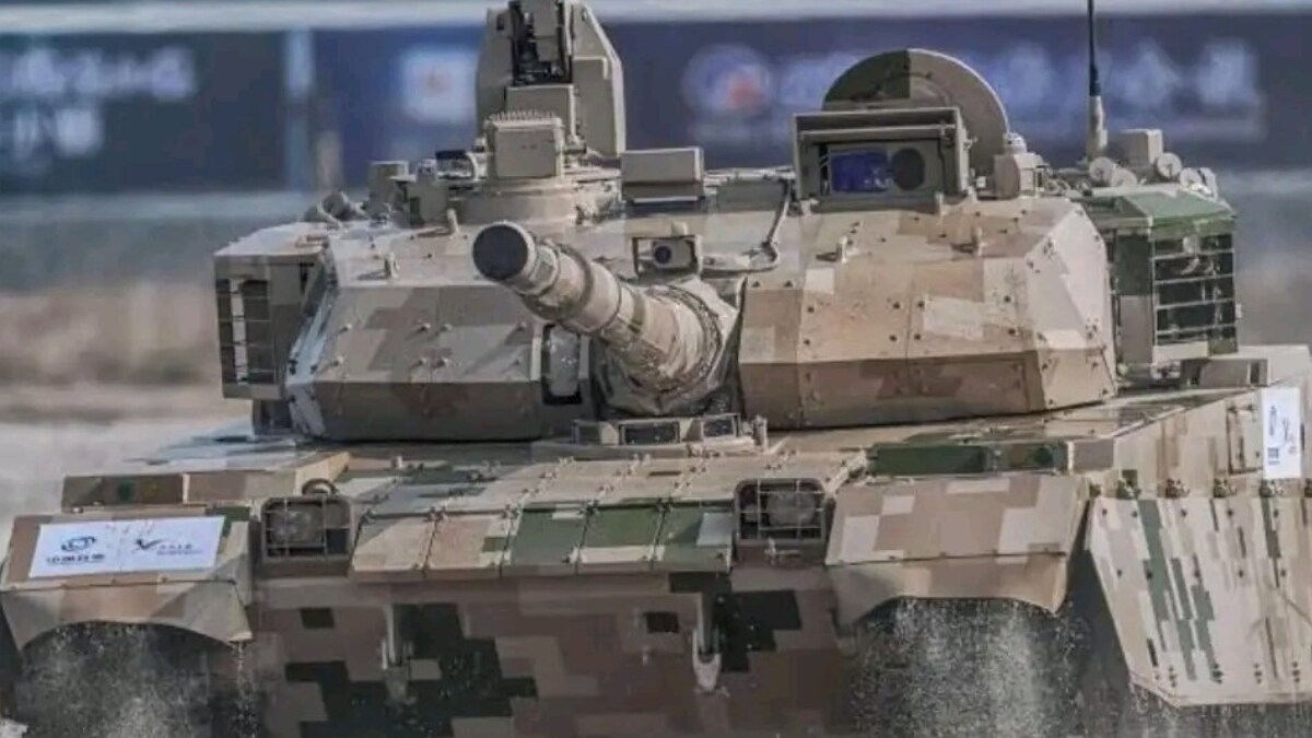 A Chinese VT-4 main battle tank | X