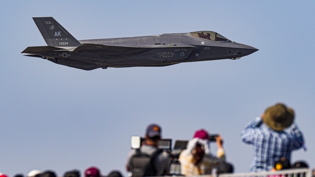 US Air Forces fighter aircraft F-35 takes off to perform maneuvers on the fourth day of the Aero India 2025 at the Yelahanka Airforce Base, in Bengaluru | PTI