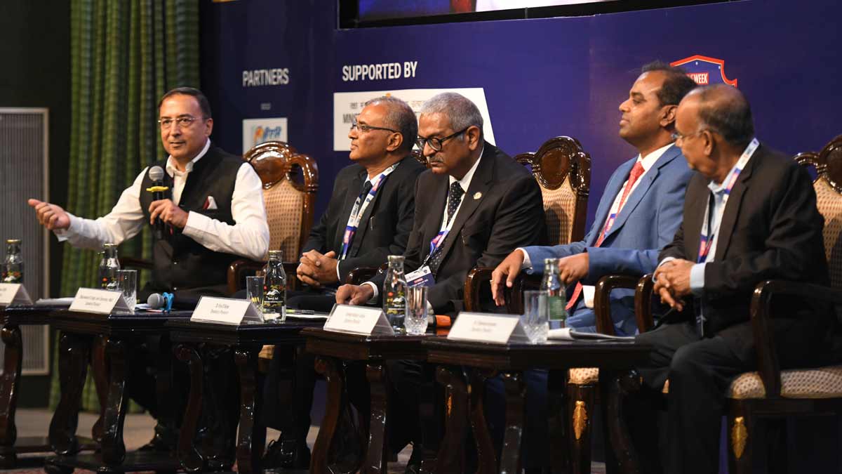 (From left) Lt Gen MU Nair (rtd), National Cyber Security Coordinator (M); Lt Gen DS Rana, DG, Defence Intelligence Agency (DIA); Maj Gen Shantanu Kashyap, ADG, Army Aviation Corps; RR Swain, former DGP, J&K; and Air Vice Marshal Rajeeva Ranjan (rtd) | Sanjay Ahlawat
