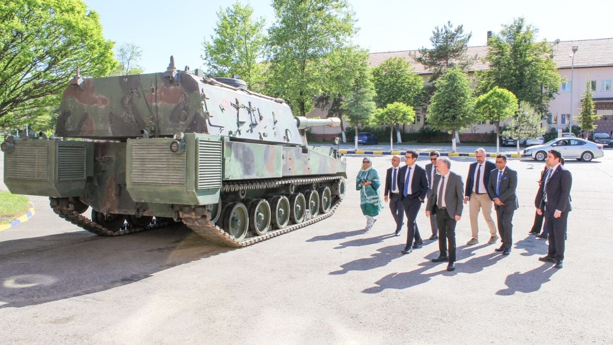 Bangladesh Investment Development Authority officials at Turkey's state-owned defence factory, Makine ve Kimya Endüstrisi, to discuss setting up Turkish weapon units in Chittagong | X 