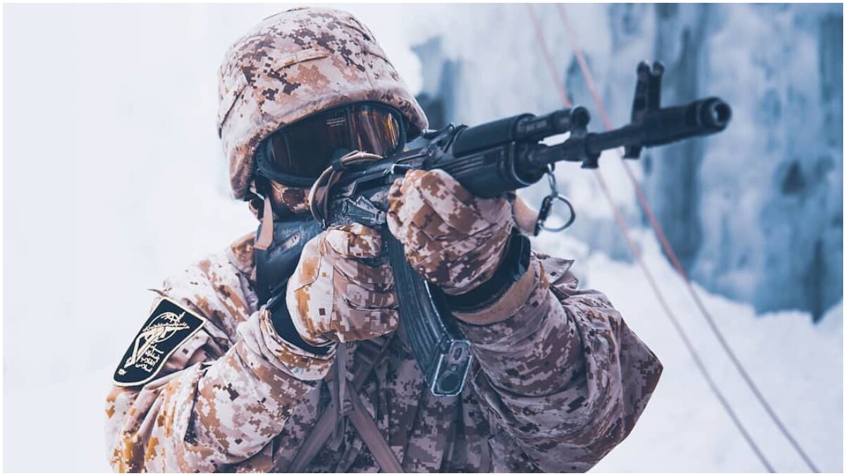An unverified photo of Iran's IRGC Takavar Commando, equipped with AK-103 | X