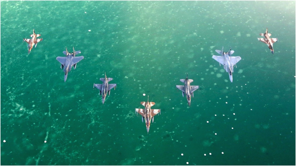 Image of US, Polish and Israeli fighter jets during an aerial exercise used for representation | X