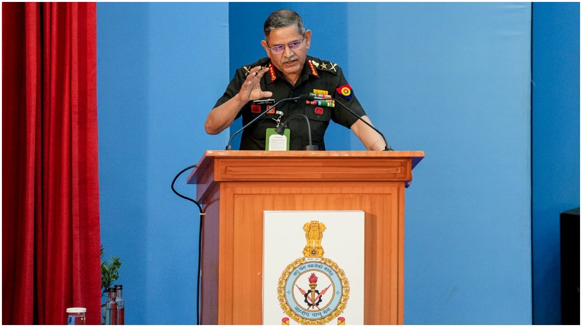 Chief of the Army Staff General Upendra Dwivedi addresses a session on 'Visualisation of MDO' during the 'Ran Samwad 2026' | PTI