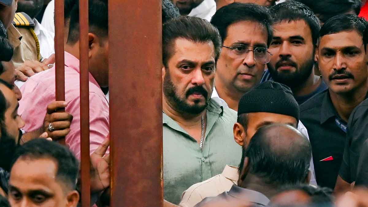 Actor Salman Khan leaves the residence of former Maharashtra minister Baba Siddique who was shot dead on Saturday night by three assailants | PTI