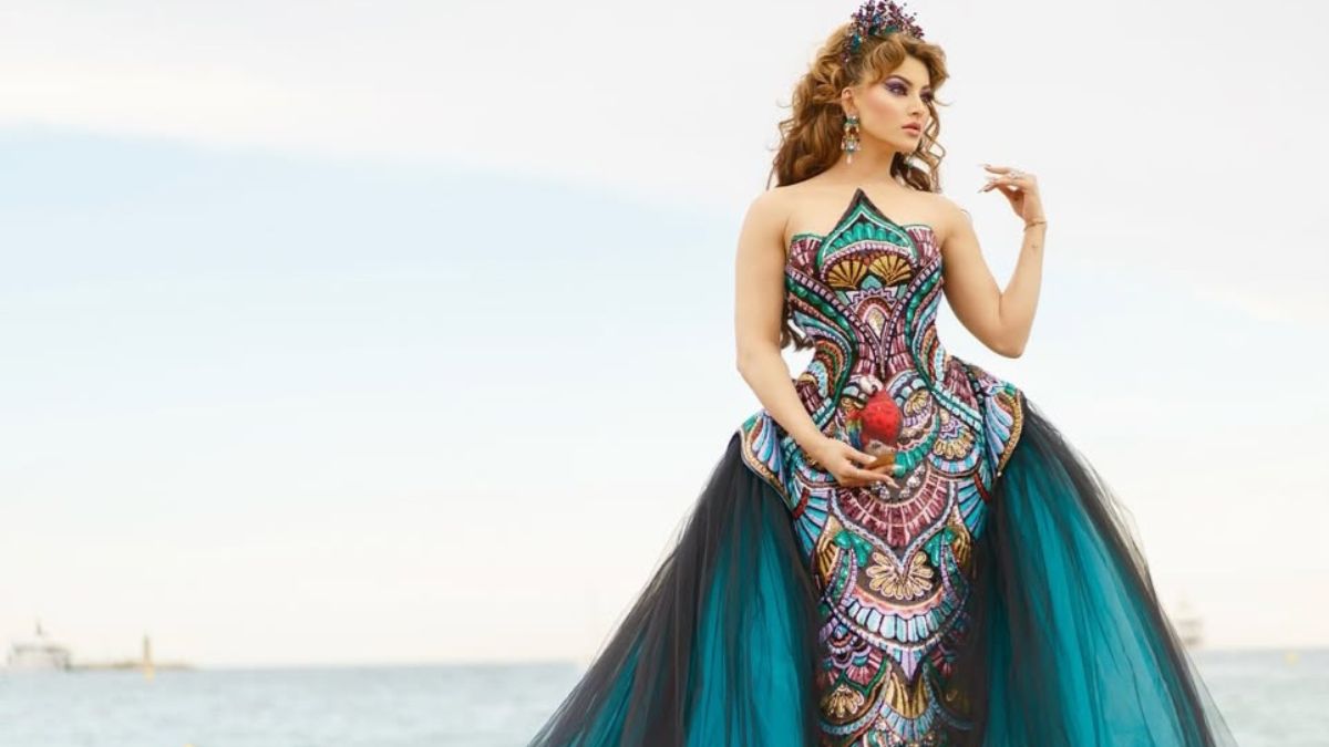Urvashi-Rautela - 1 Urvashi-Rautela - 1