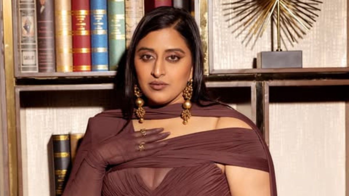 Rapper Raja Kumari makes history as the first Indian-origin musician to ...