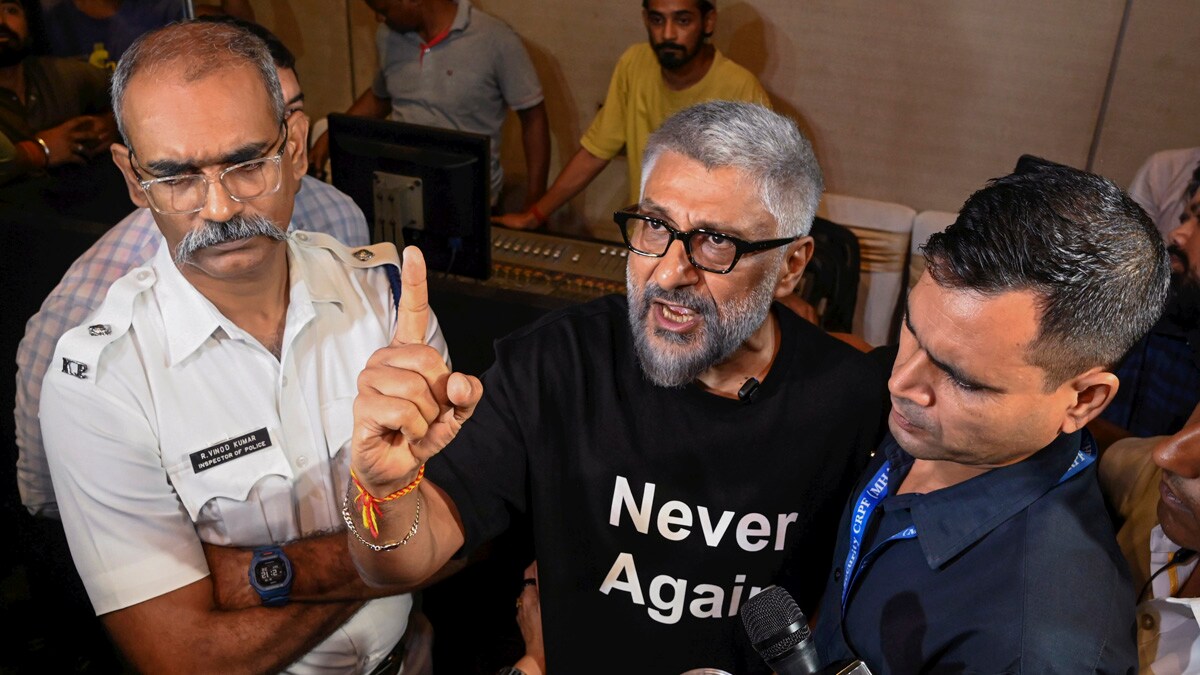 Kolkata: Bollywood film director Vivek Agnihotri reacts after the trailer launch of his controversial film 'The Bengal Files', based on the 1946 Calcutta Riots, was allegedly stopped by the police, in Kolkata, West Bengal, Saturday, Aug. 16, 2025. (PTI Photo) (PTI08_16_2025_000212A)
