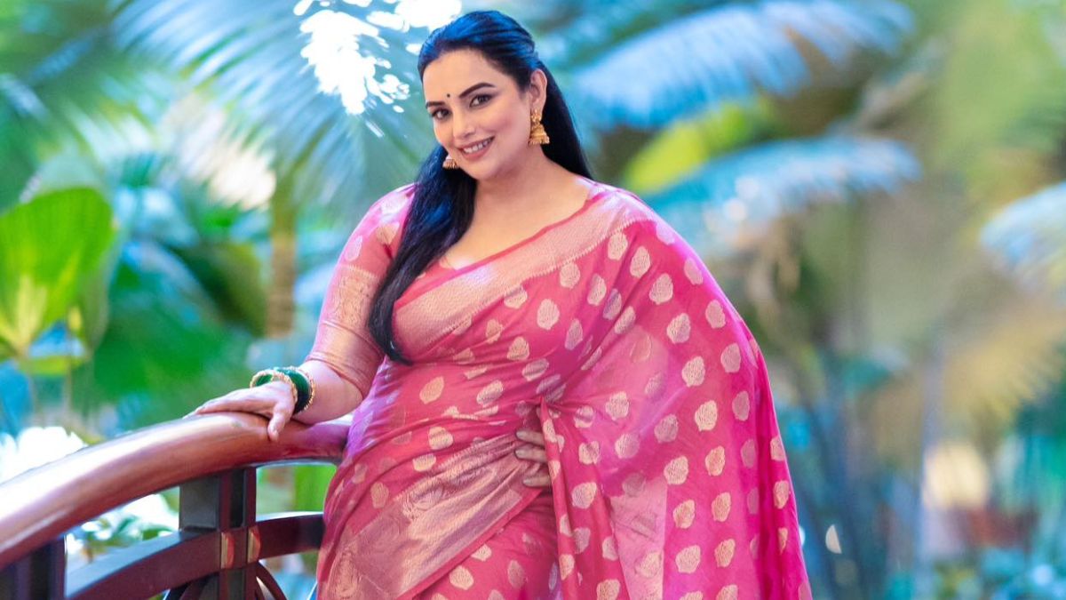 Shwetha Menon obscene content case: Martin Menachery says complaint filed  in March, not linked to AMMA elections | Shweta Menon porn scandal | ശ്വേത  മേനോൻ- The Week