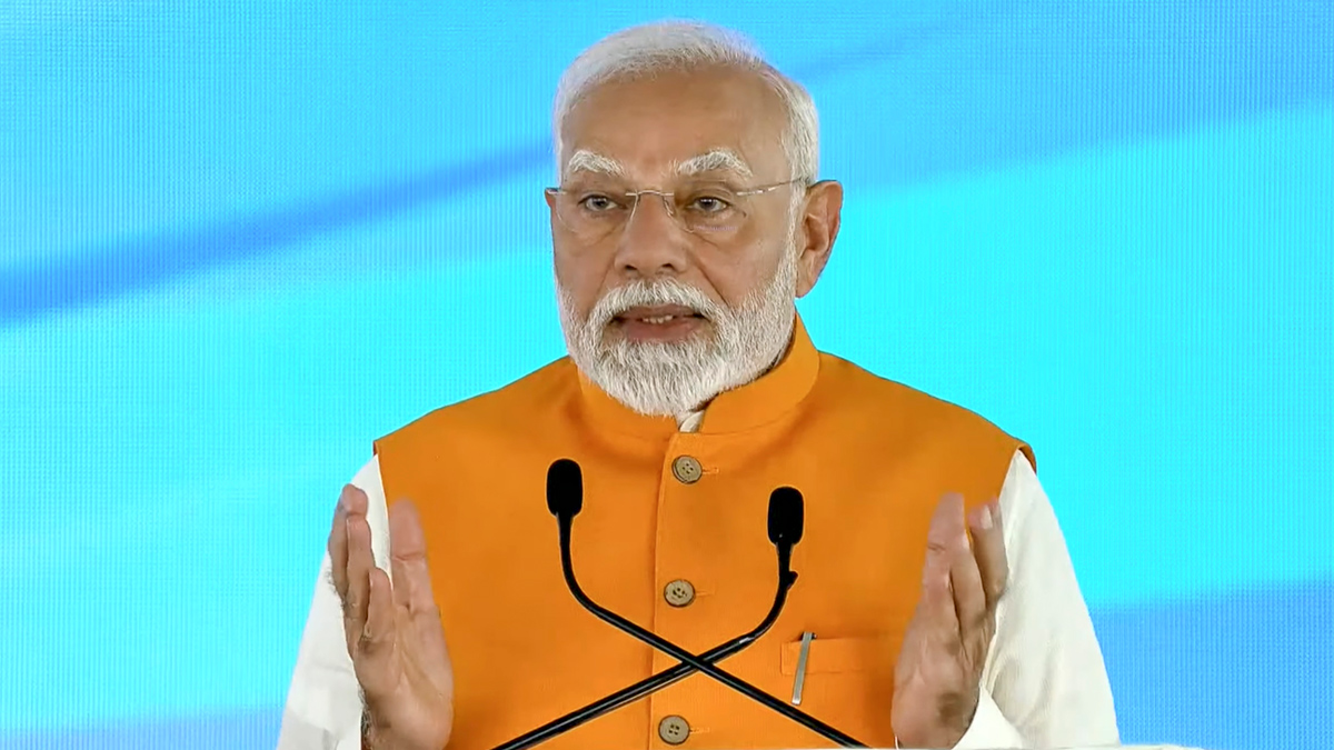 Modi launches healthcare projects