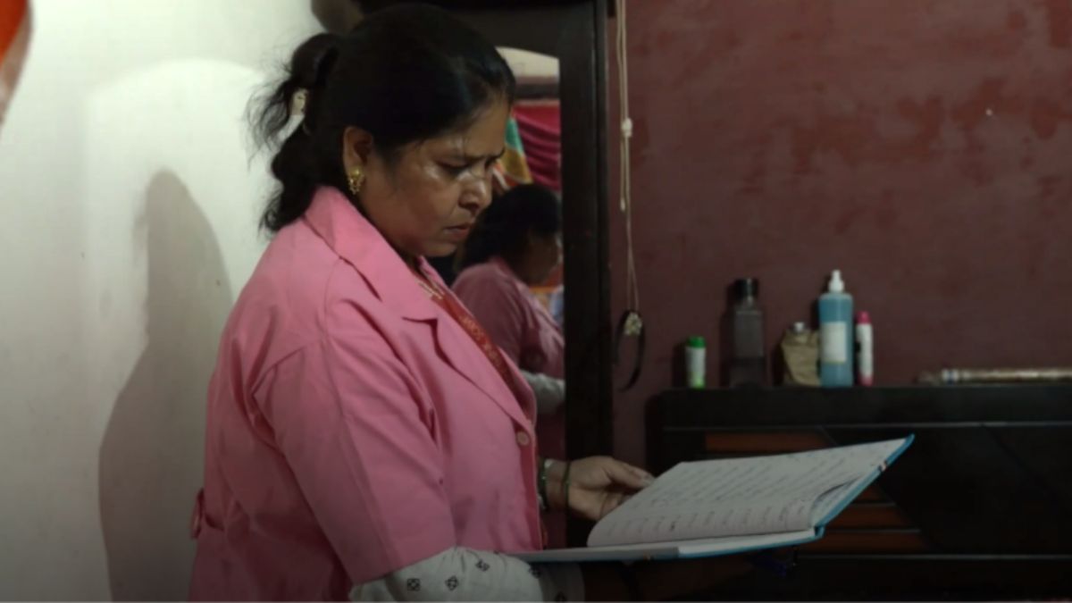 Reeta begins her day by checking the register | Iffat R./First Check)