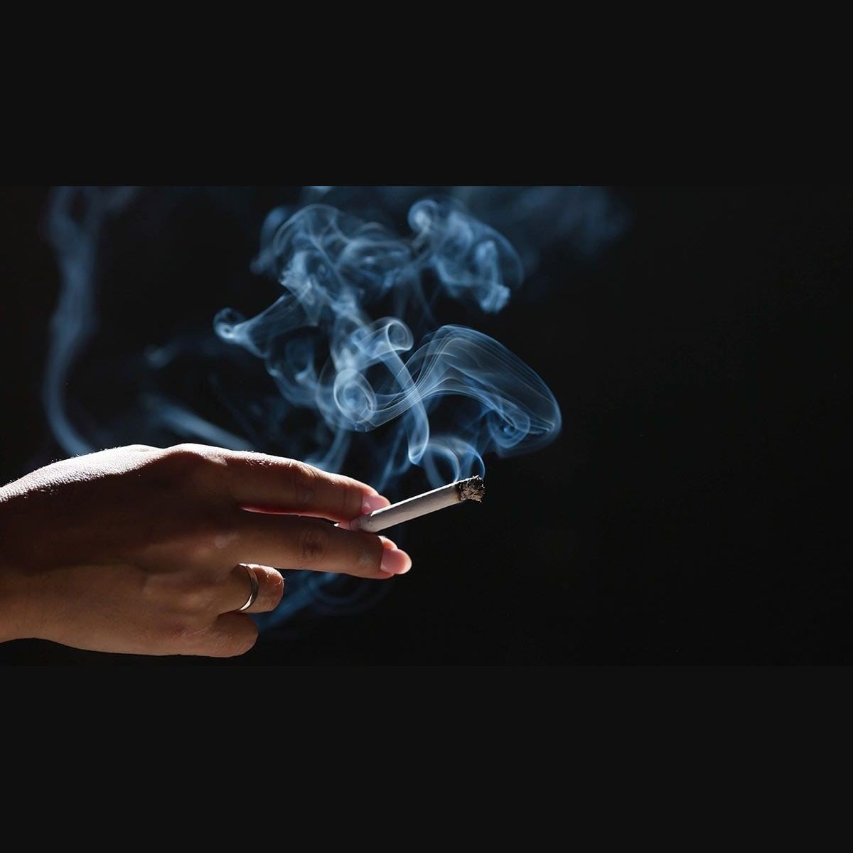 what smells like cigarette smoke but isn't I distinctly remember the 80s smelling like cigarette smoke :  r/NonPoliticalTwitter