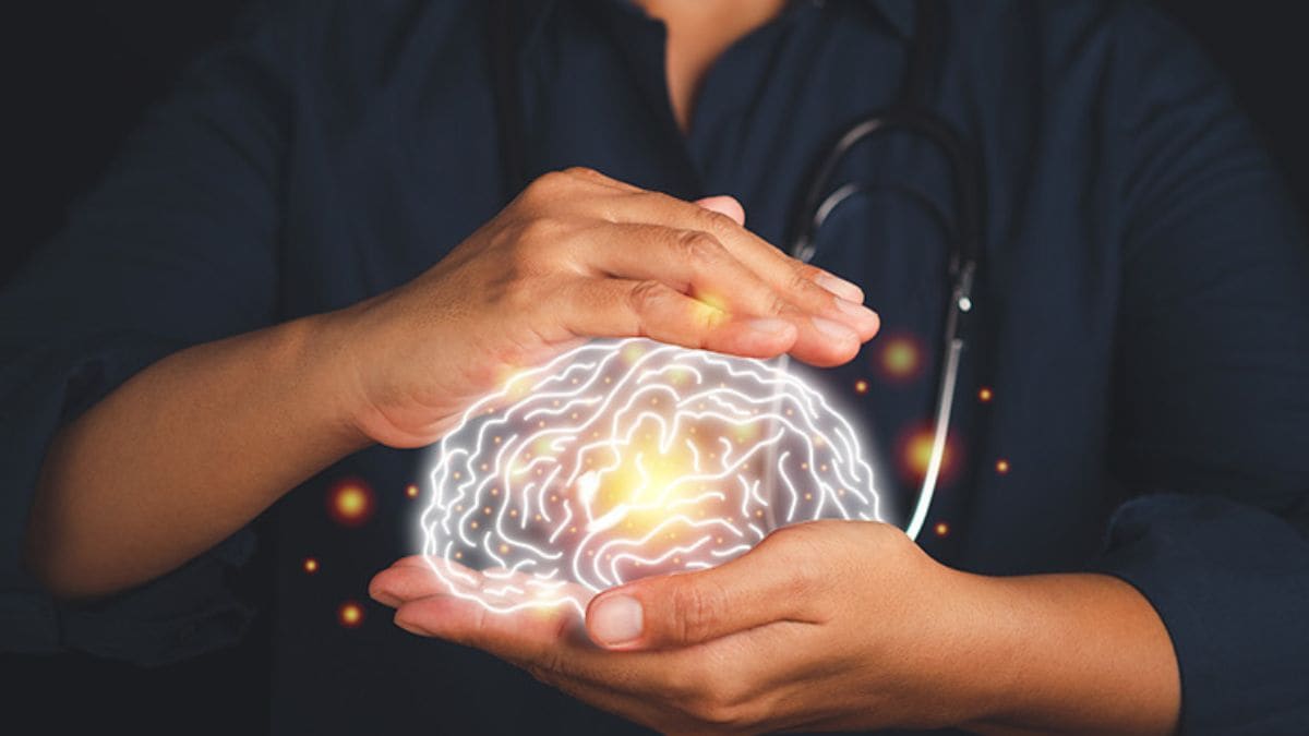 Stroke warning signs: Neurologist explains symptoms and why every minute matters