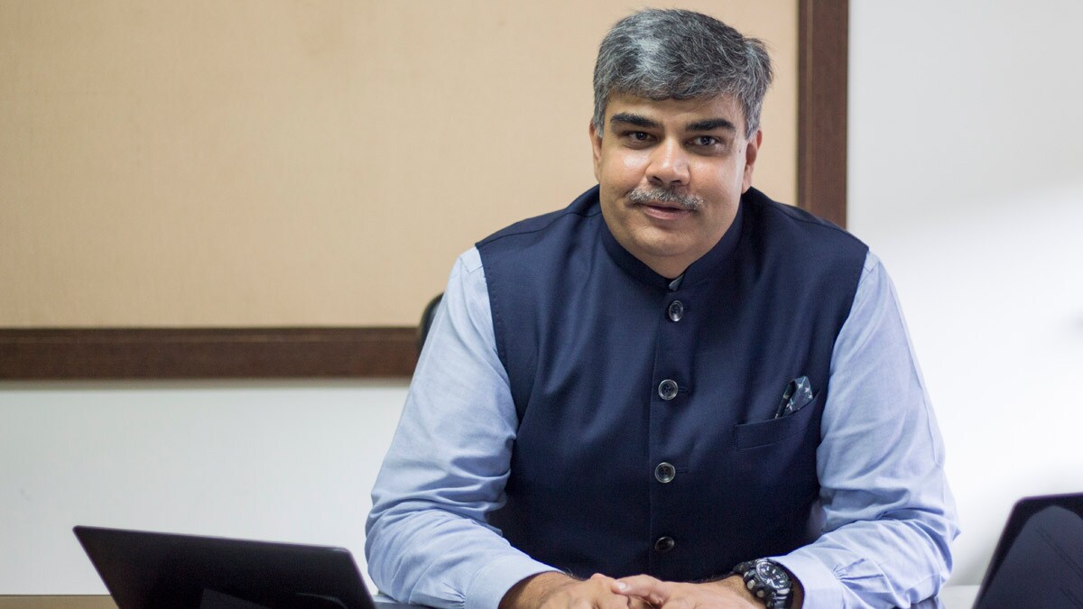 Prof. Dishan Kamdar
