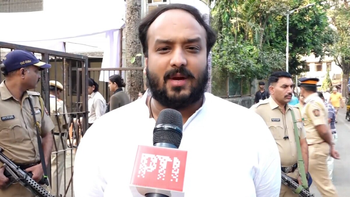  Baba Siddique's son Zeeshan Siddique | PTI