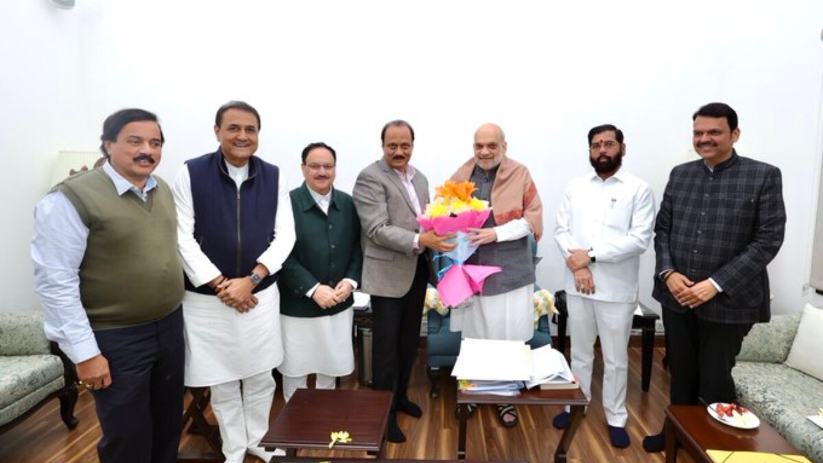 Union Minister and senior BJP leader Amit Shah, BJP President JP Nadda, Maharashtra BJP leader Devendra Fadnavis, Shiv Sena leader Eknath Shinde and NCP leader Ajit Pawar exchange greetings during a meeting at Nadda's residence in New Delhi | X 