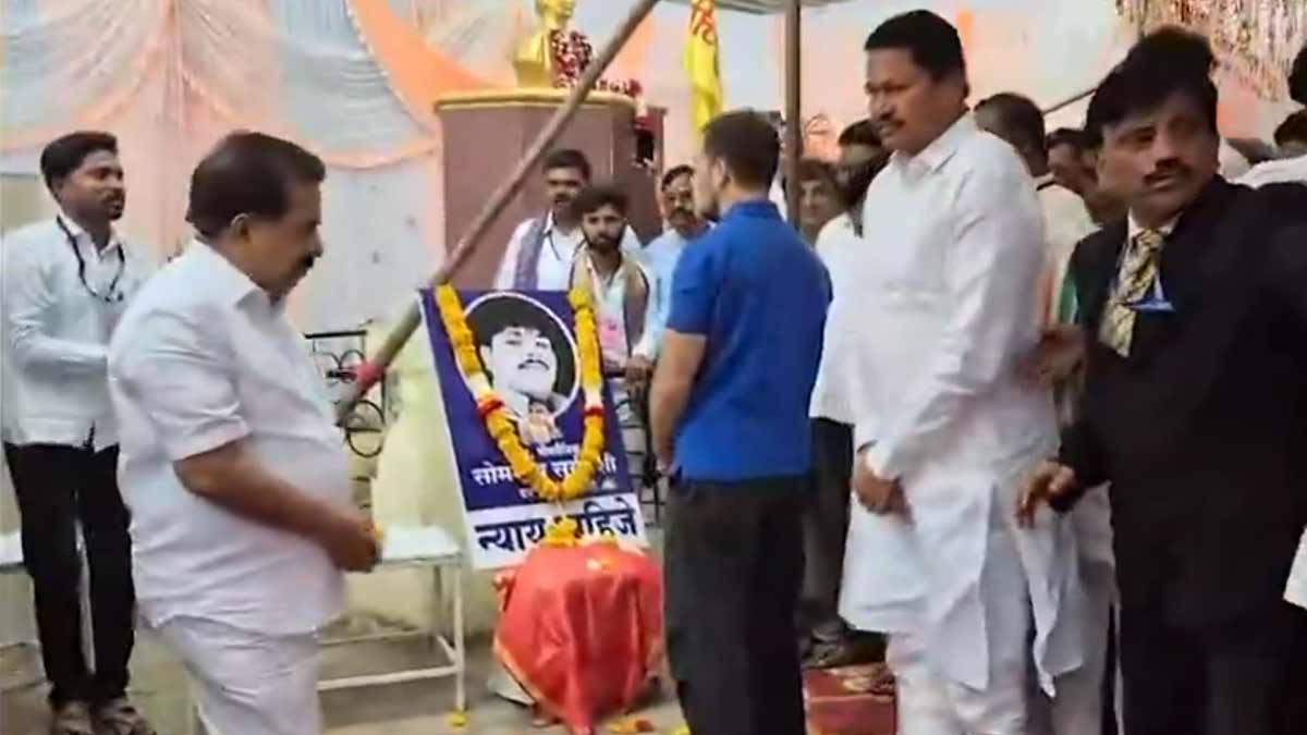 Congress leader Rahul Gandhi paying tribute to Dalit activist Somnath Suryavanshi | Video grab