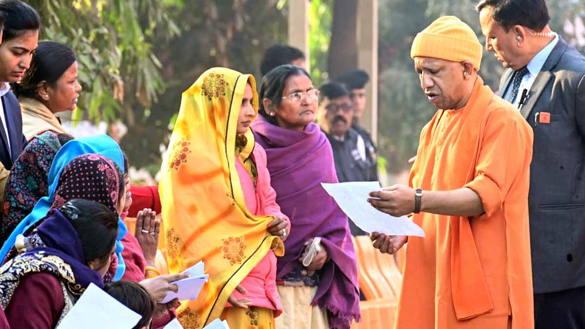 yogi-adityanath-programme-pti