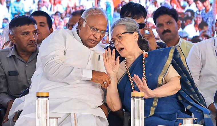 Congress President Mallikarjun Kharge with party leader Sonia Gandhi | PTI
