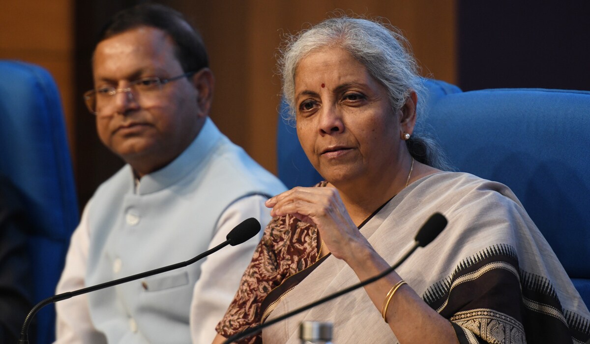 Nirmala-sitharaman-post-budget-briefing-sanjay-ahlawat
