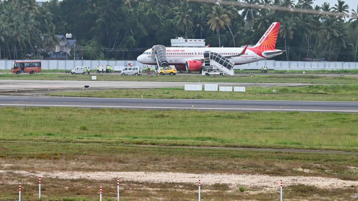 Bomb threat Thuiruvananthapuram airport
