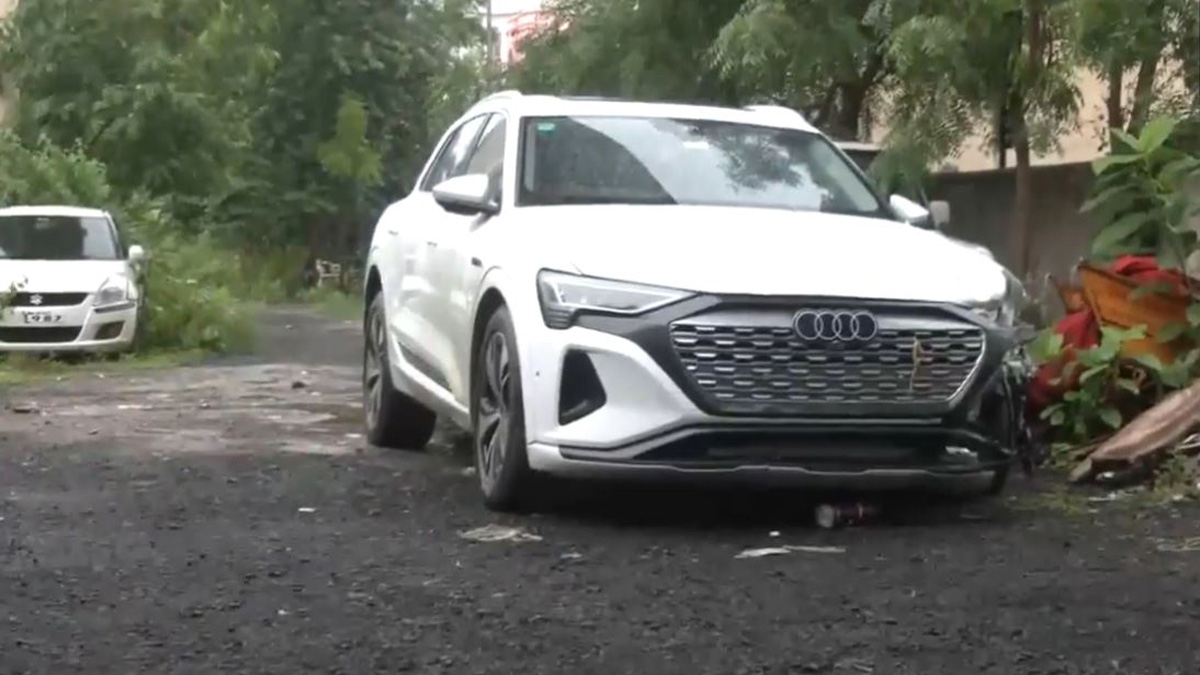 Nagpur Audi car crash
