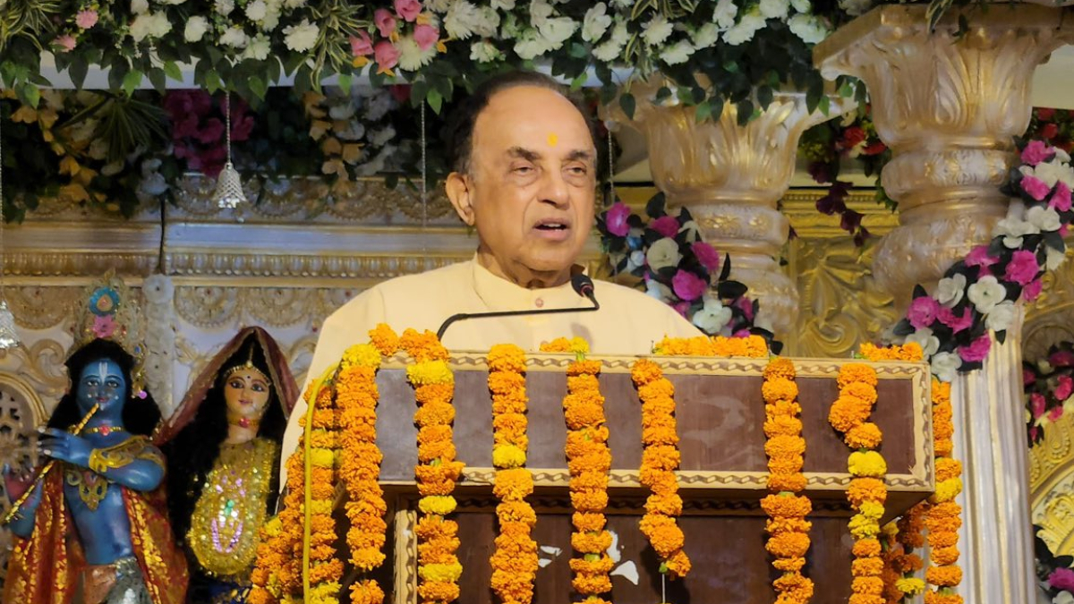  Subramanian Swamy reportedly said that Chandrababu Naidu's government will fall in Andhra as he used the Tirupati laddu issue for 'political mileage selfishness'