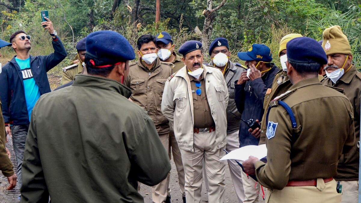  Police personnel deployed during the collection of toxic waste for disposal from the Bhopal's Union Carbide factory at the Pithampur Industrial Waste Management Facility | PTI 