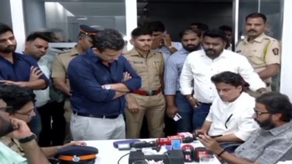 MNS activists during the protest at Hotstar office | X 