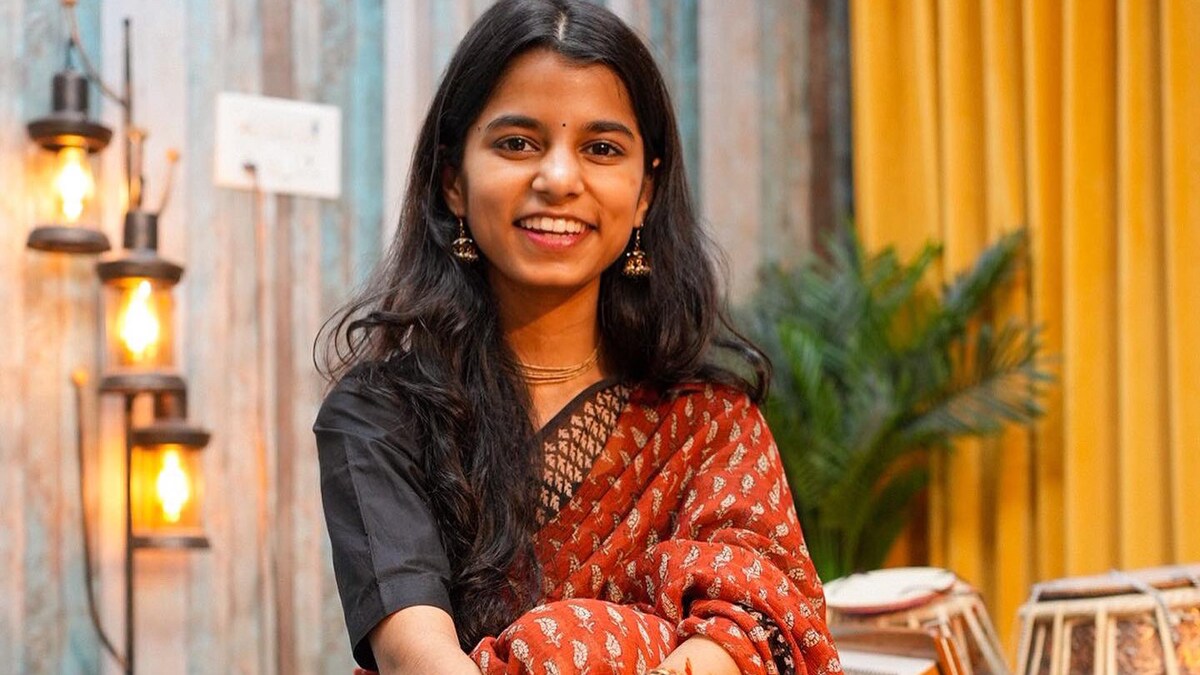 Maithili-Thakur-jpeg