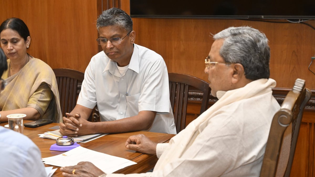 satish-jarkiholi-siddaramaiah-jpeg
