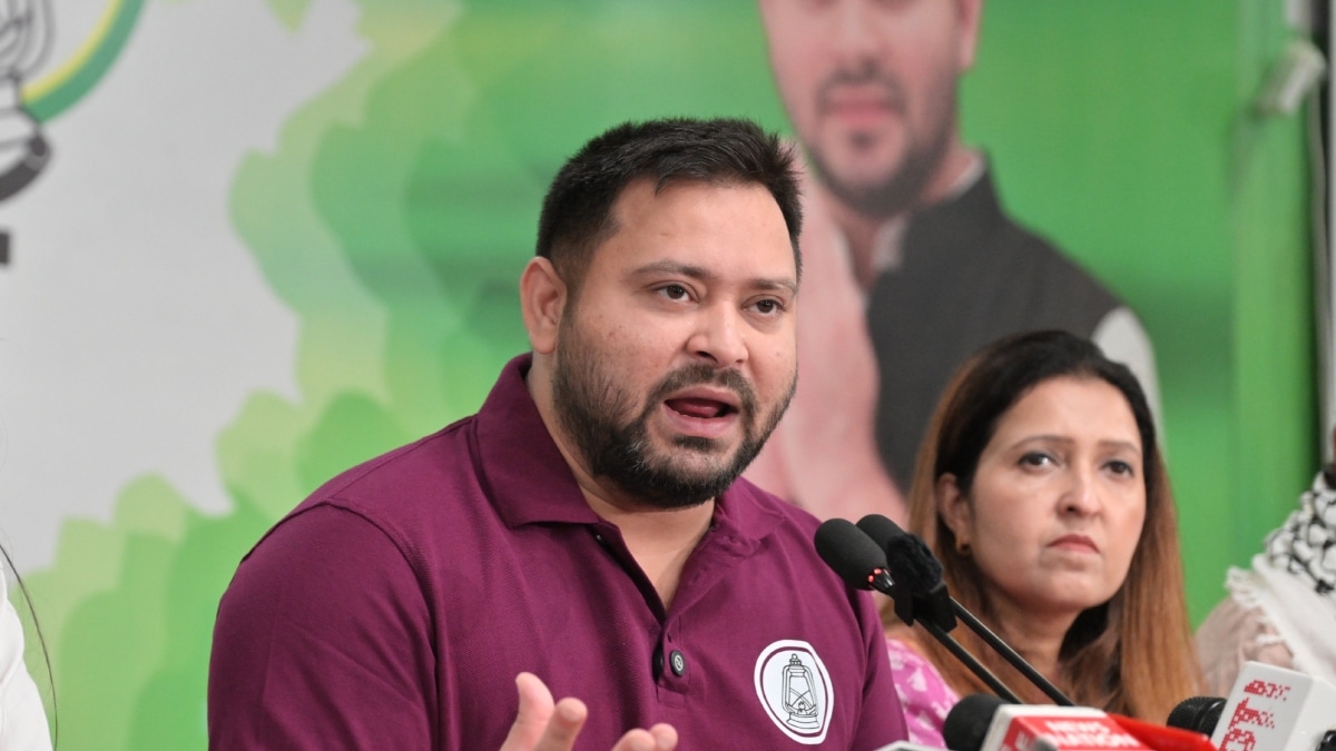Tejaswi Yadav, leader of the opposition in Bihar, during the press meet at Patna | Sanjay Ahlawat