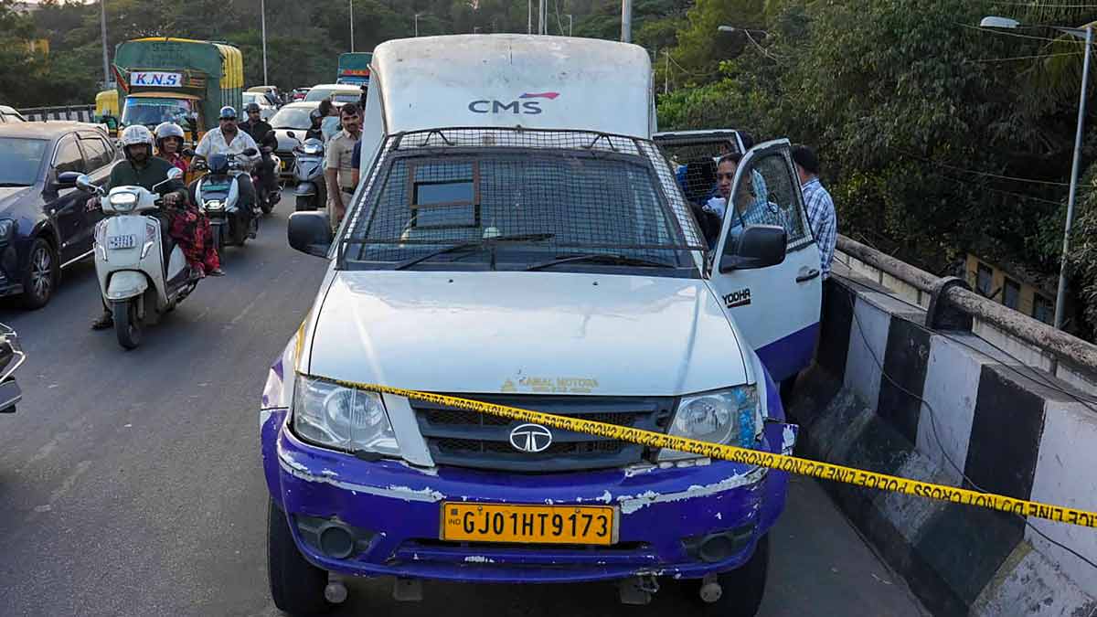 Investigation underway after unidentified men allegedly posing as RBI officials intercepted an ATM cash van and fled with about Rs 7 crore, in Bengaluru | PTI