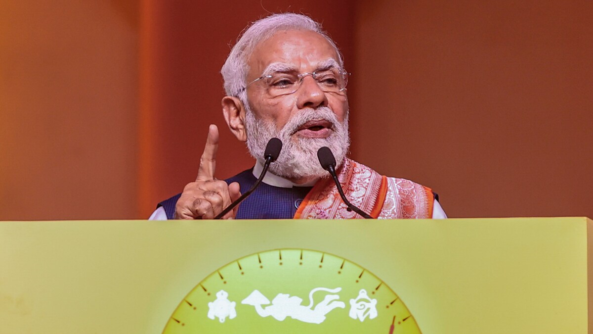 'India witnessing cultural renaissance', says PM Modi; presents 9 ...