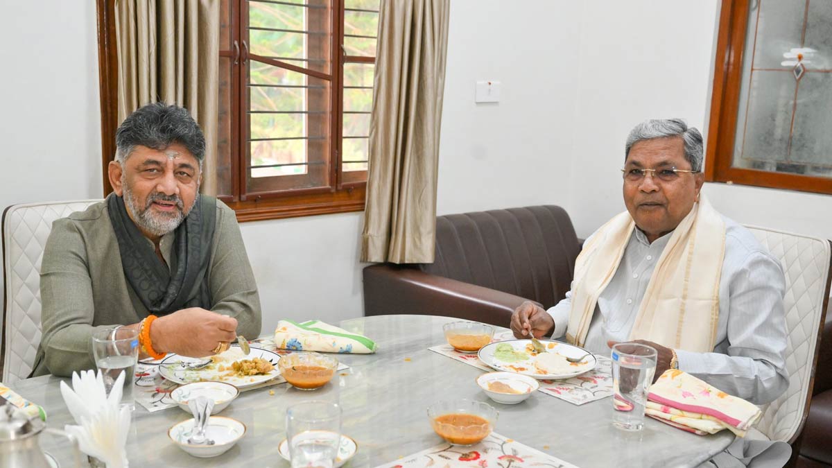 Chief Minister Siddaramaiah and Deputy CM D.K. Shivakumar duringa  breakfast meeting | X