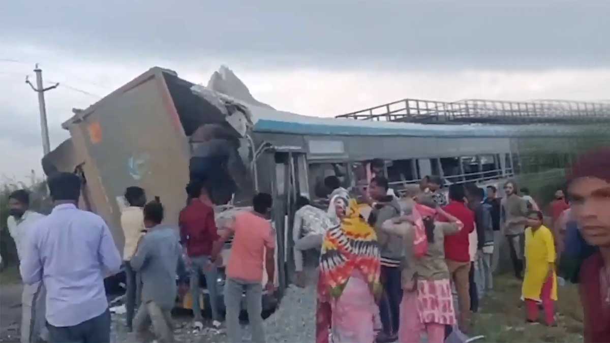 telanagana-bus-truck-accident