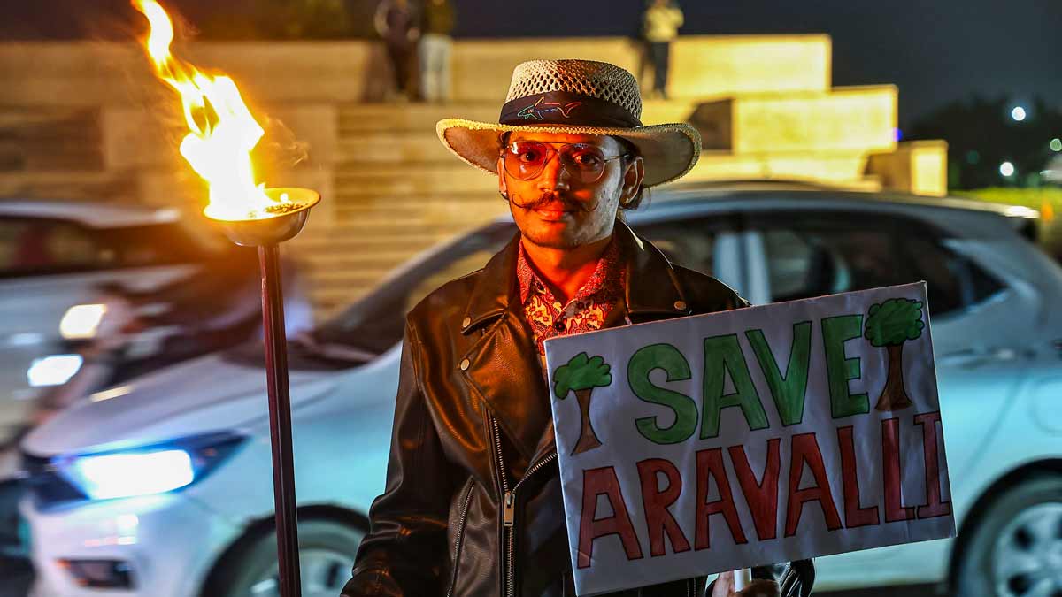 A protester during a 'Save Aravalli' protest led by Gen-Z, marching from SMS Stadium to Amar Jawan Jyoti, in Jaipur | PTI