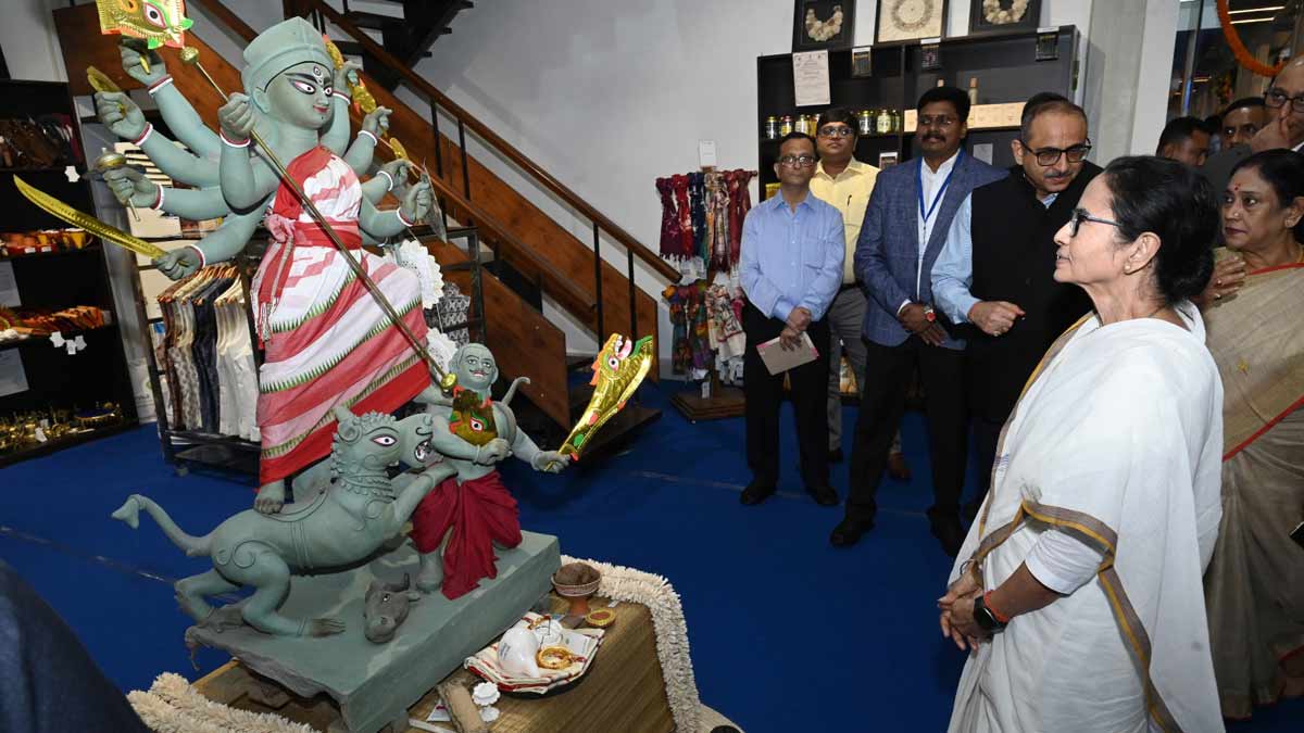 Mamata Banerjee inaugurate Banglar haat at New Town, Kolkata | Salil Bera
