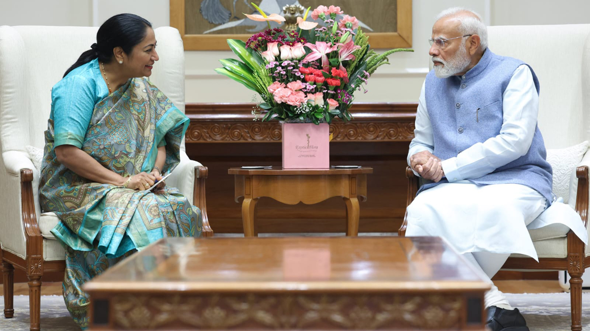 Rekha Gupta with Narendra Modi