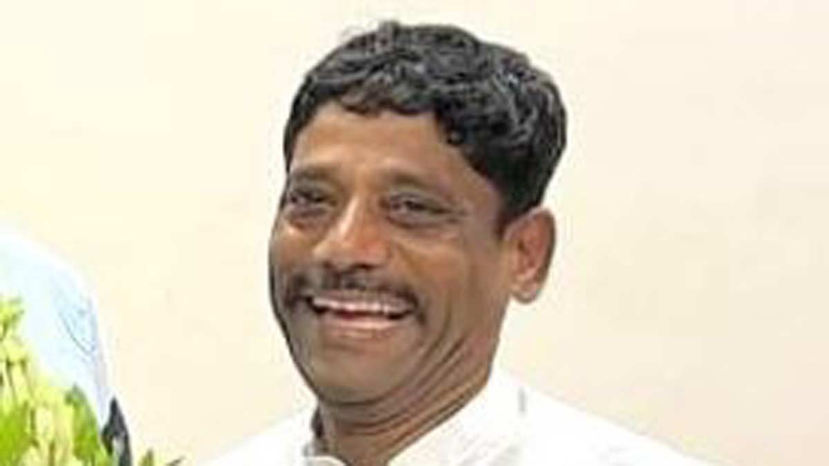 Ravindra Dhangekar | X 
