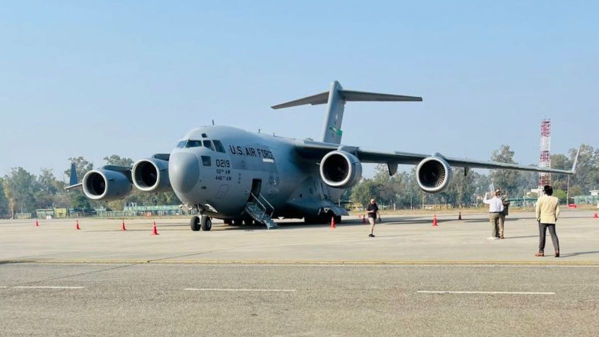 US military aircraft